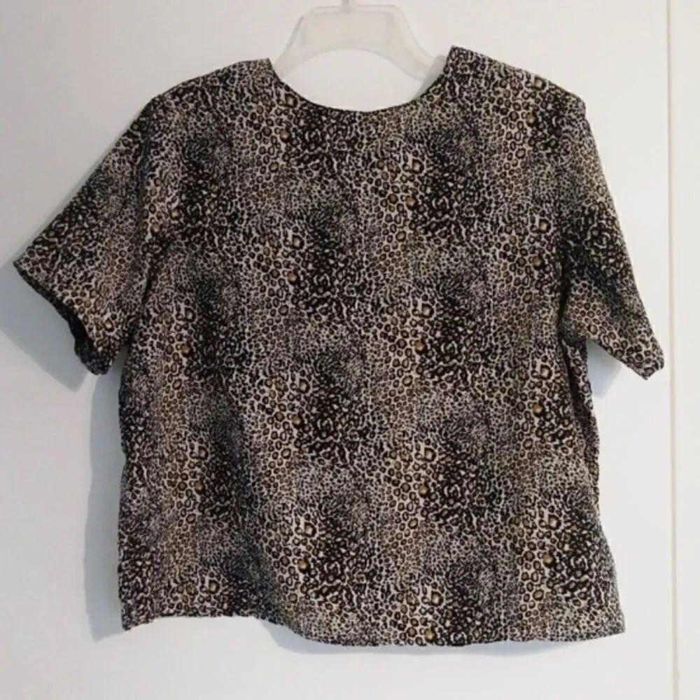 Vintage Jaclyn Smith Tan & Black Cheeta Print Boxy Top